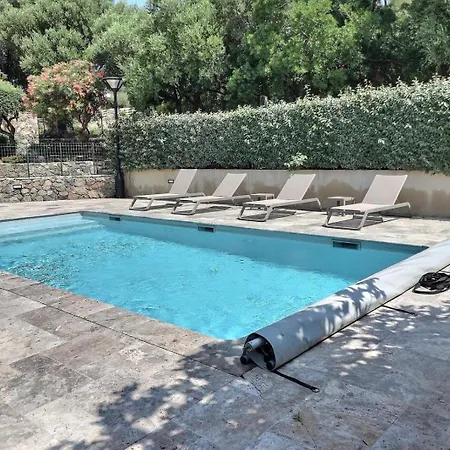 Casa Jadenzo Willa